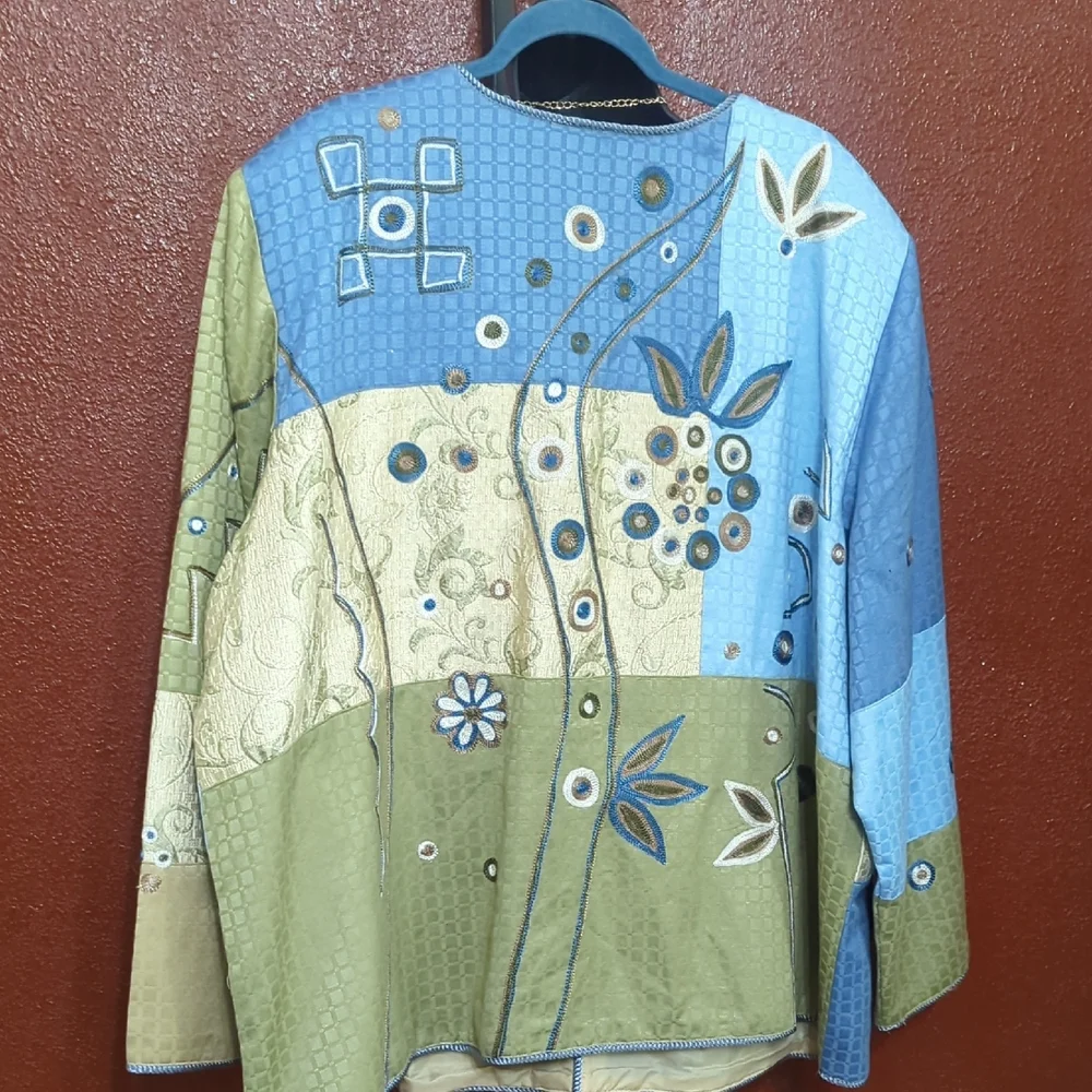 Colorful Embroidered Jacket - Picture 3 of 5